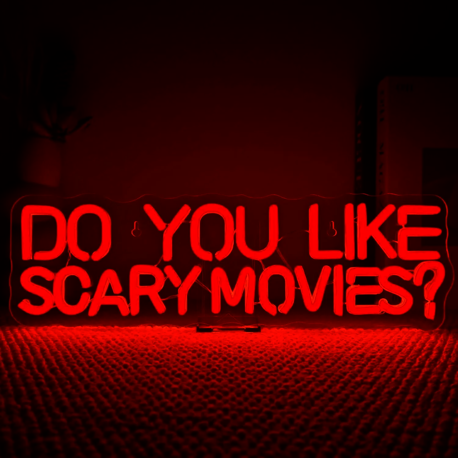 Neon Do You Like Scary Movies ?